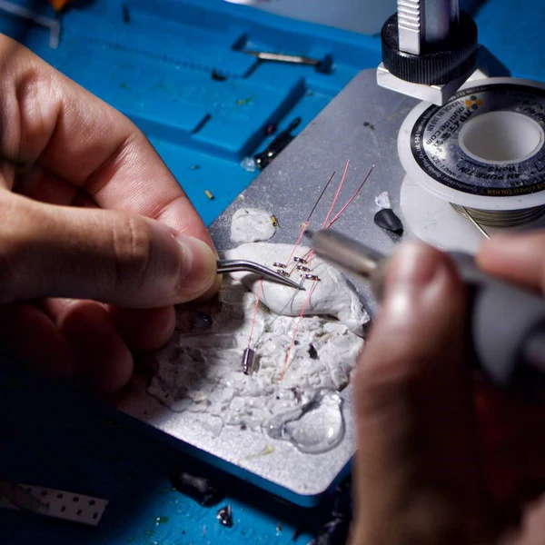 square_2_ddbe9c66-fb83-4493-9177-31398cda29f1_600x